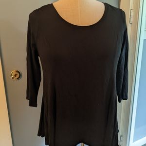 Black 3/4 sleeve top